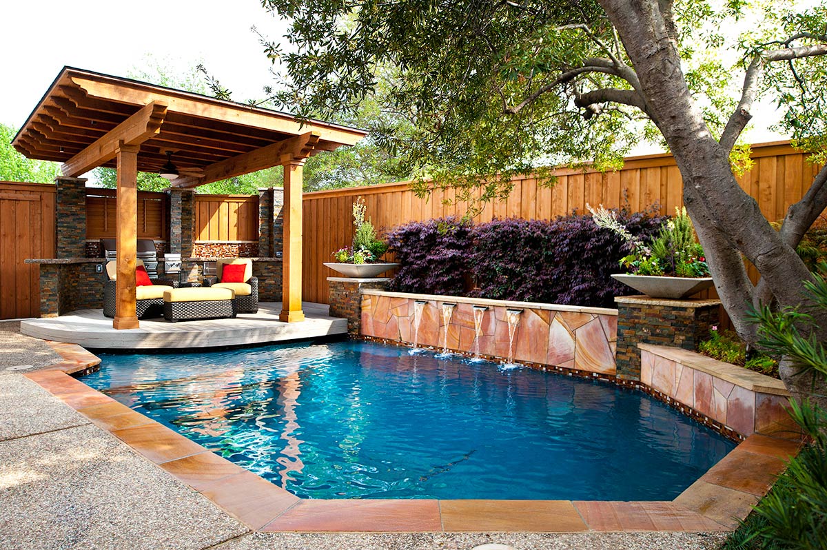 SplashFacts | Expert Pool & Hot Tub Tips for Homeowners